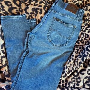 Lee Men's Classic Blue Straight Jeans